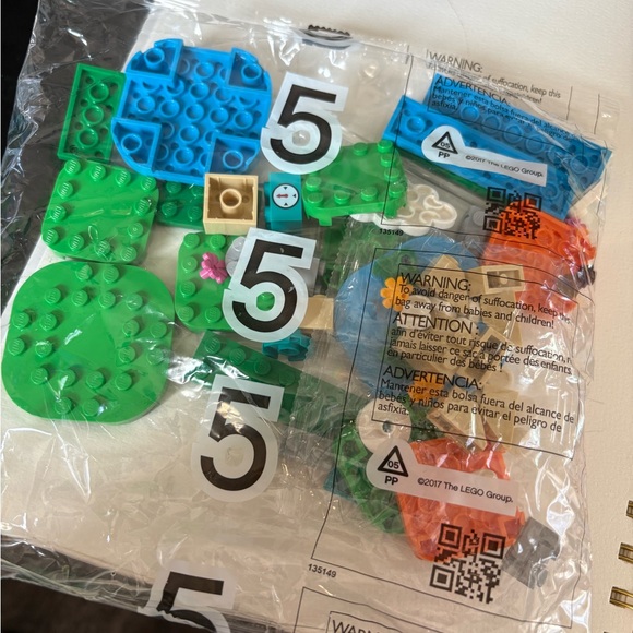 Lego Super Mario-Lakitu Sky World Expansion Set (Factory Sealed Bags 4 & 5 ONLY) - Picture 8 of 12